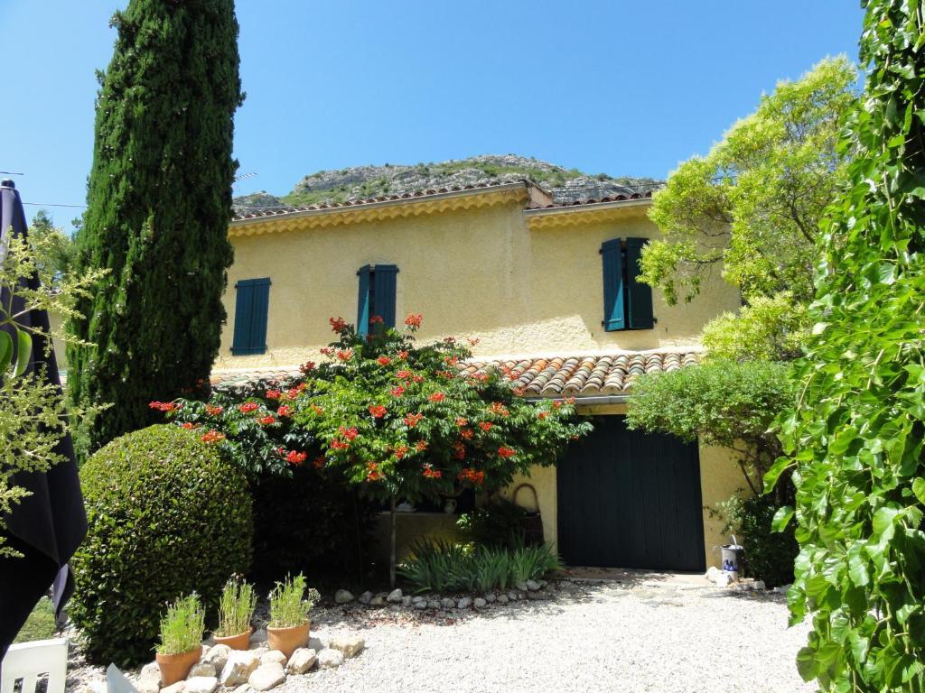Les Montades Chambres D'Hotes Anduze Exterior photo